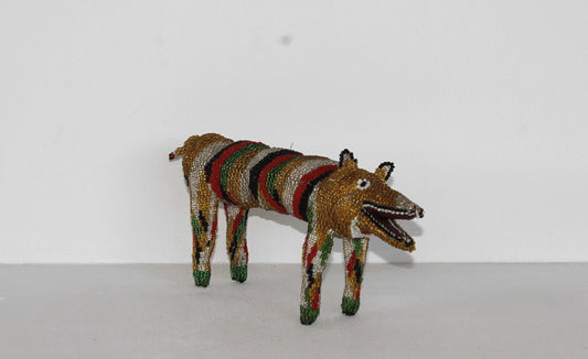 beaded-hyena-art-2159-01