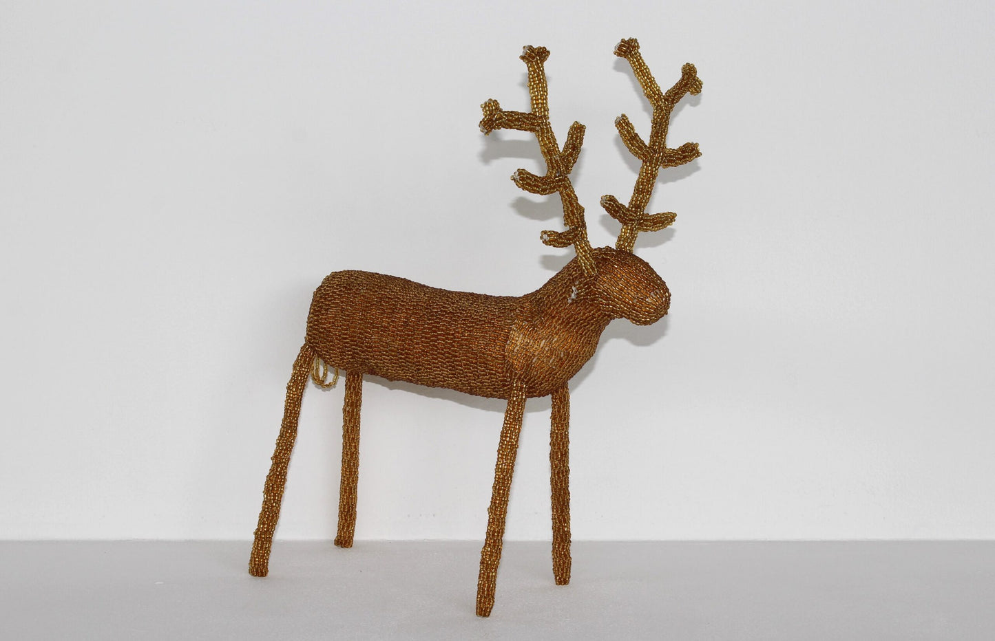 beaded-reindeer-art-2301-01