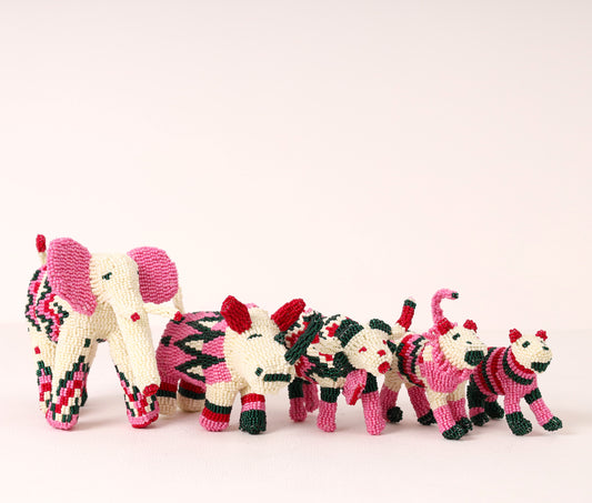 A handmade beaded big five sculpture in vibrant colors. 